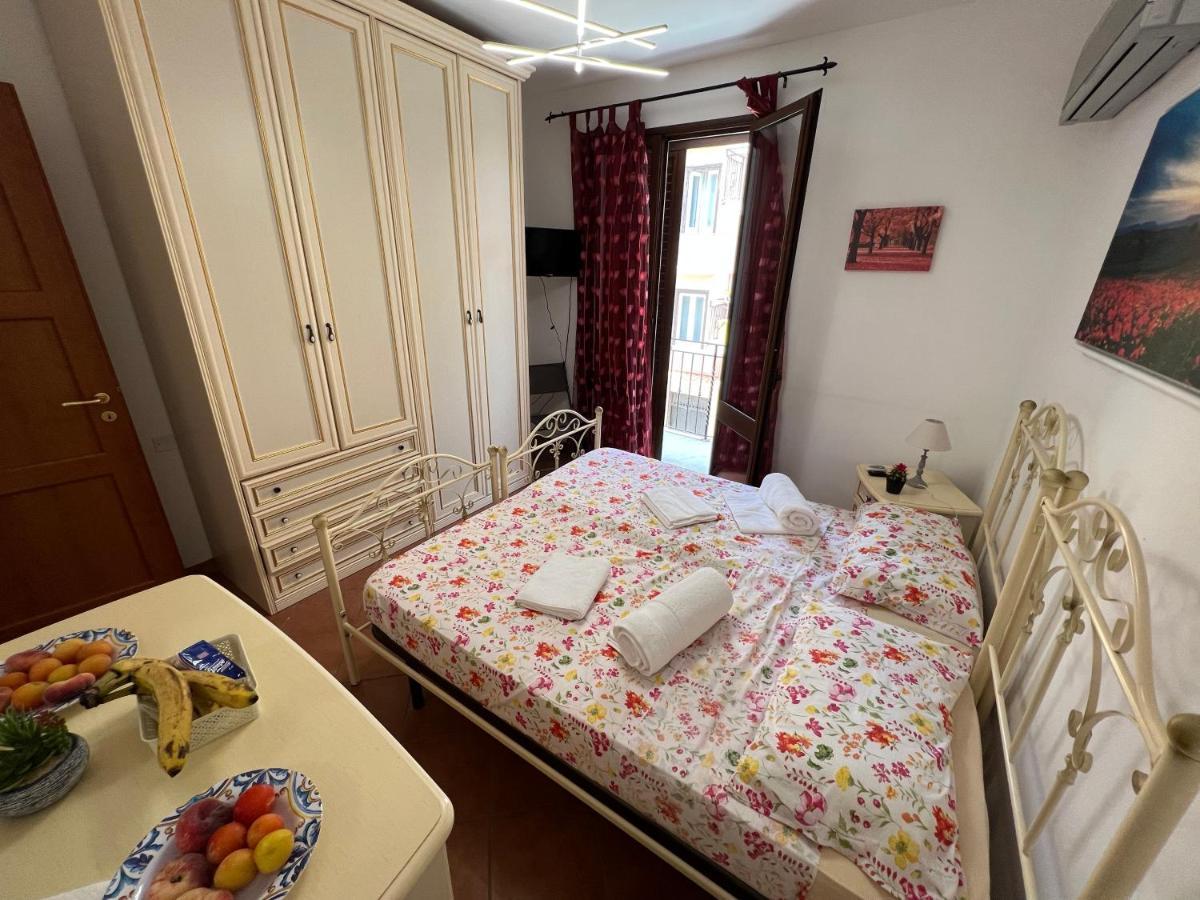 Il Gabbiano Home 泰拉西尼 外观 照片